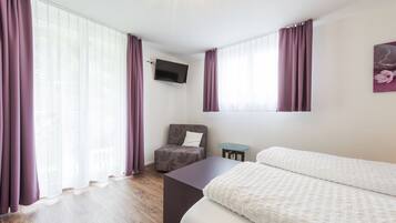 Habitació doble | Escriptori, cortines opaques, bressols i wifi gratuïta