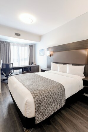 Room, 1 Queen Bed, Non Smoking (Shower Only, No Pets) | Desk, iron/ironing board, cribs/infant beds, free WiFi