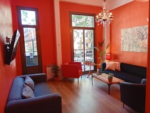 Living area - Hostal Paraiso (Barcelona)