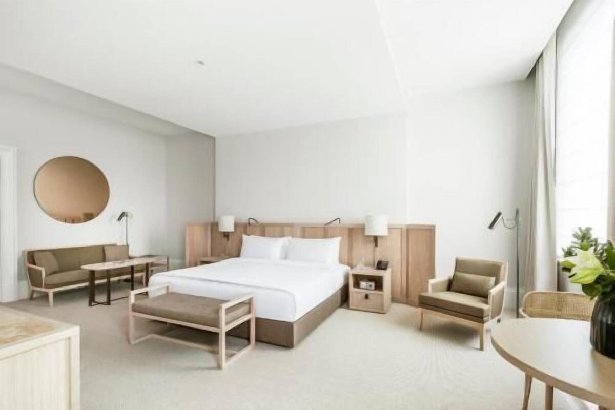 Egyptian cotton sheets, hypo-allergenic bedding, pillowtop beds