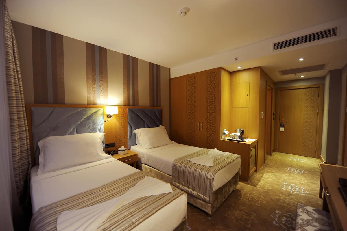 Minibar, in-room safe, blackout drapes, soundproofing
