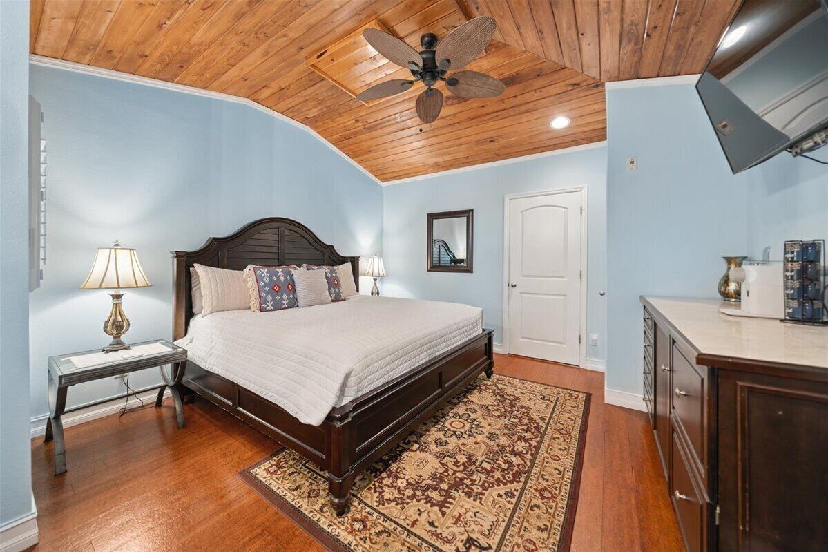 Standard Double Room, Ensuite (Caribbean Breeze )