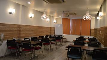 Daily buffet breakfast (INR 100 per person)