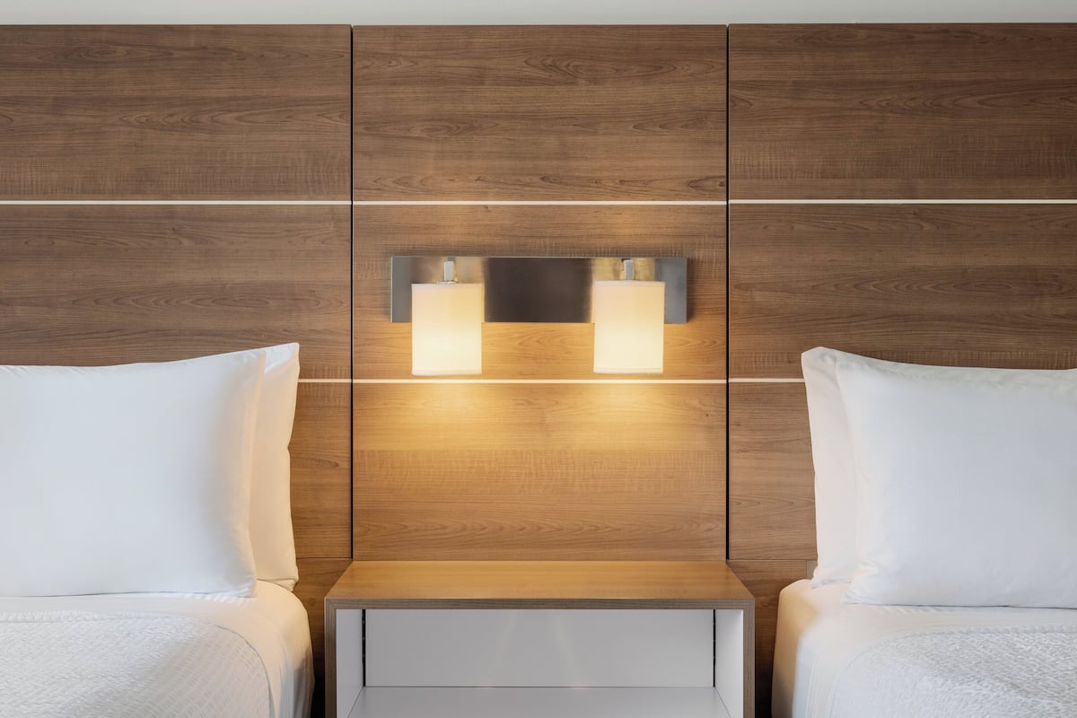 Coffres-forts dans les chambres, bureau