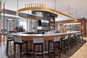 Restaurant - Courtyard by Marriott Calgary South (Calgary)