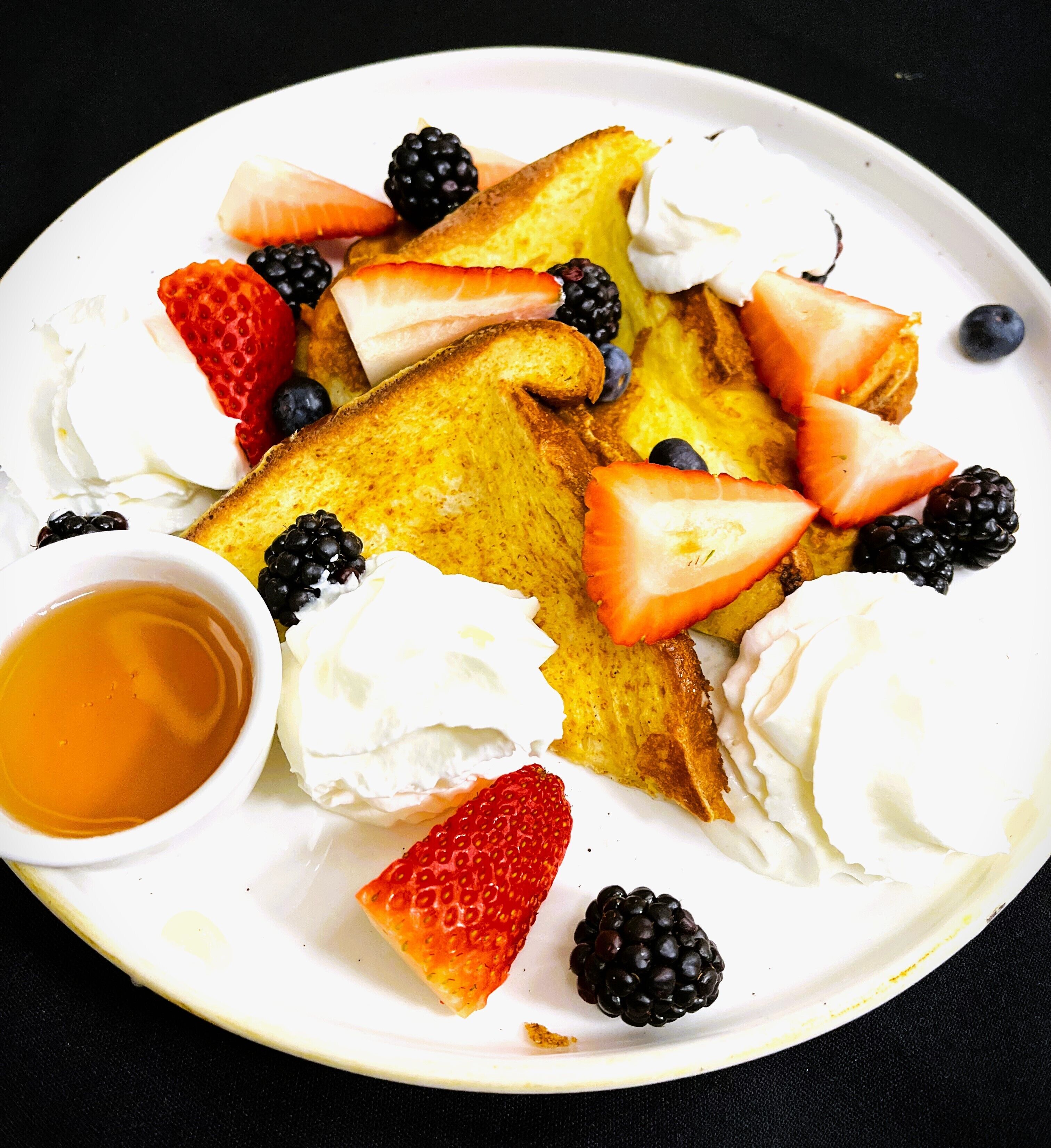 daily cooked-to-order breakfast for a fee