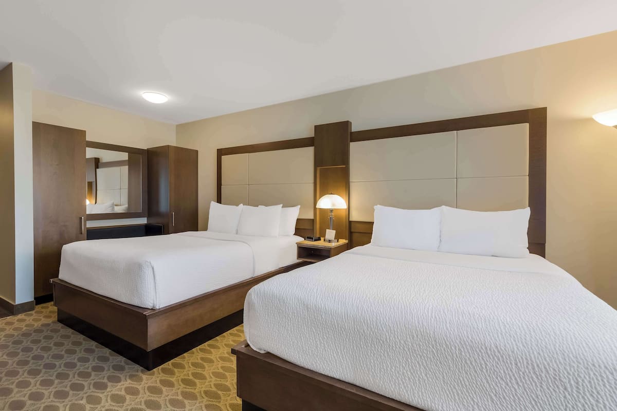 room, 2 queen beds, accessible, non smoking | premium bedding, pillow-top beds, in-room safe, desk