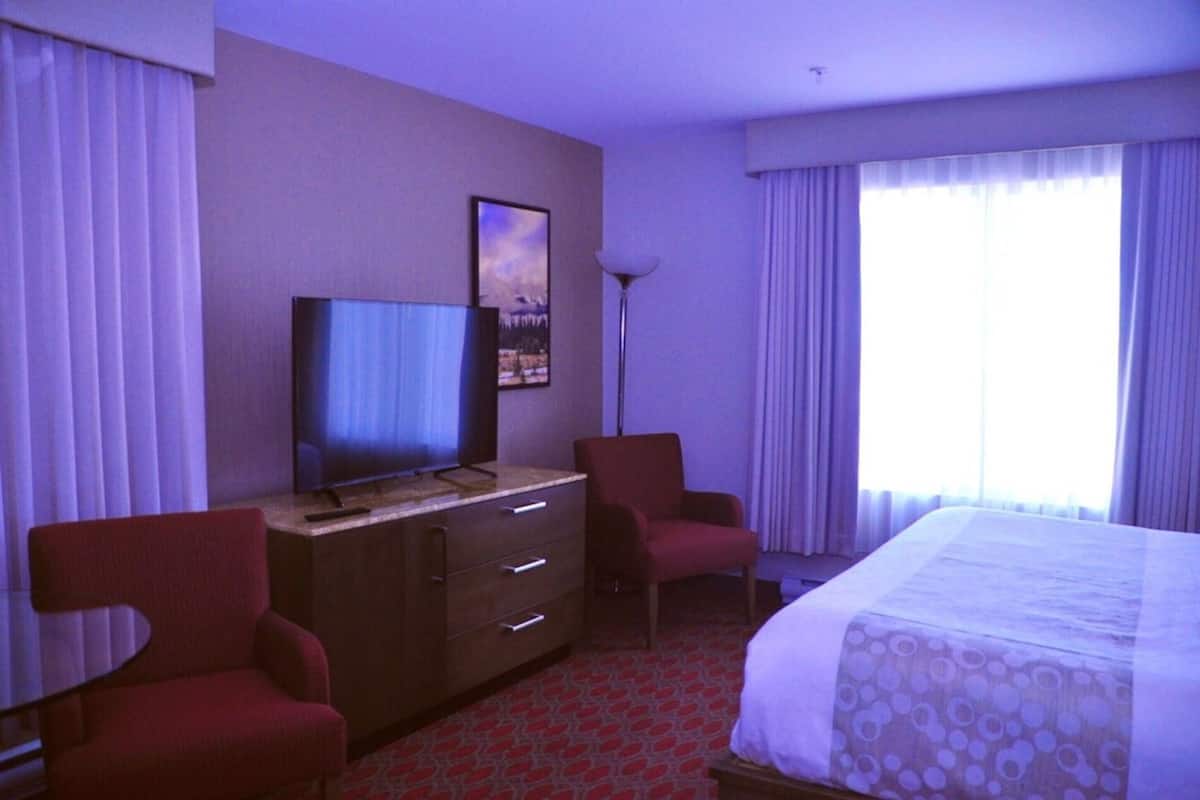 Ropa de cama de alta calidad y camas con pillow-top