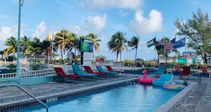 Holiday Inn Express & Suites Nassau by IHG