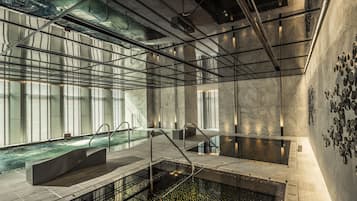 Couples treatment rooms, sauna, hot tub, body treatments, facials