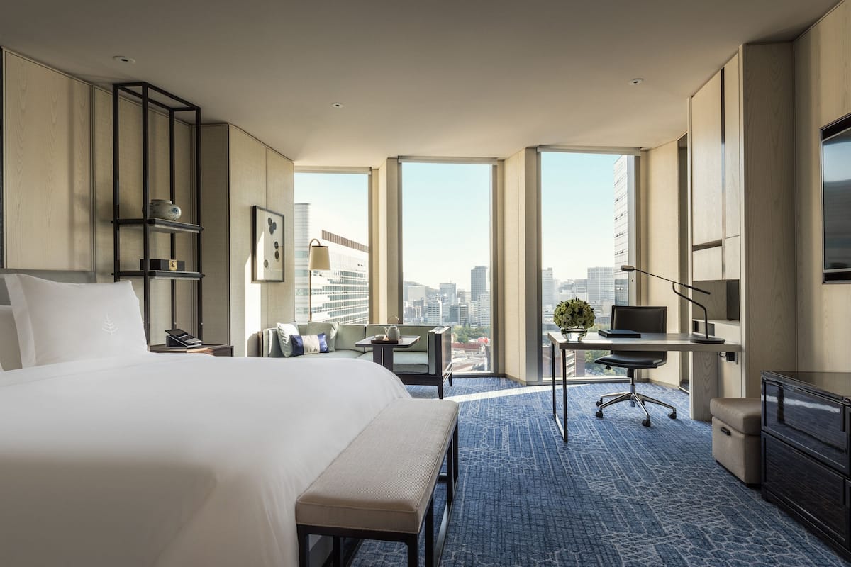 Deluxe Room, 1 King Bed