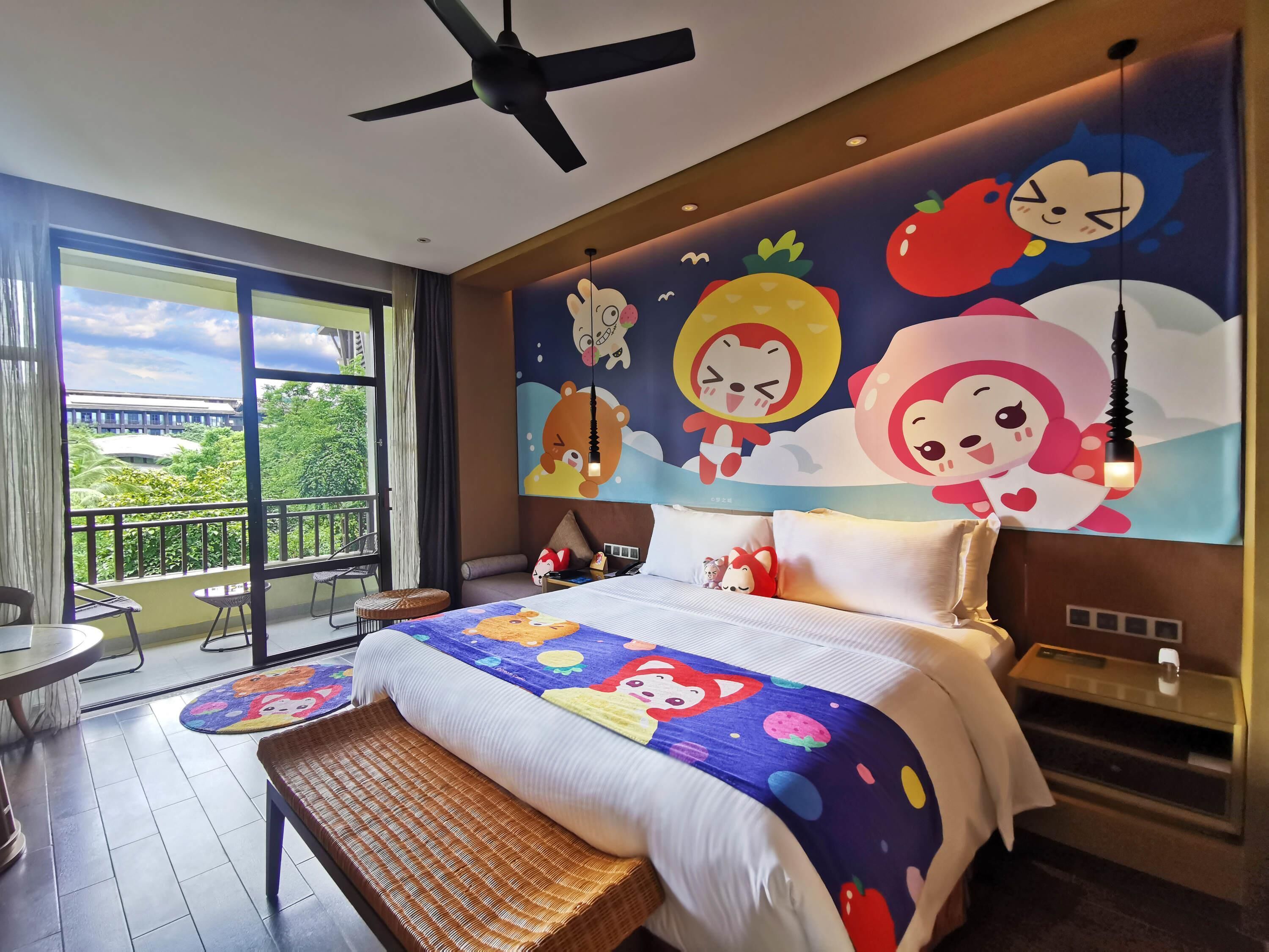 Premium bedding, down comforters, pillowtop beds, minibar