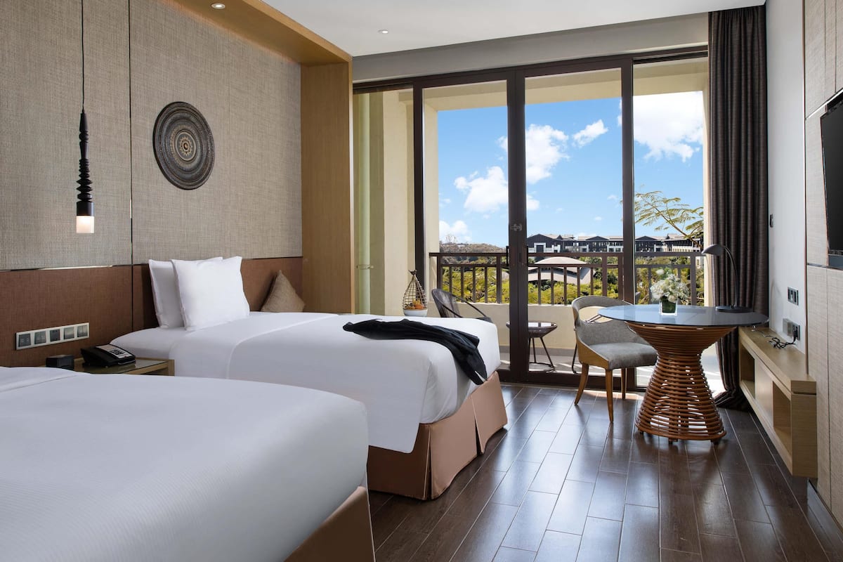 Executive-huone, 2 yhden hengen sÀnkyÀ, parveke | Ylelliset vuodevaatteet, untuvapeitot, pillowtop-patjalliset sÀngyt