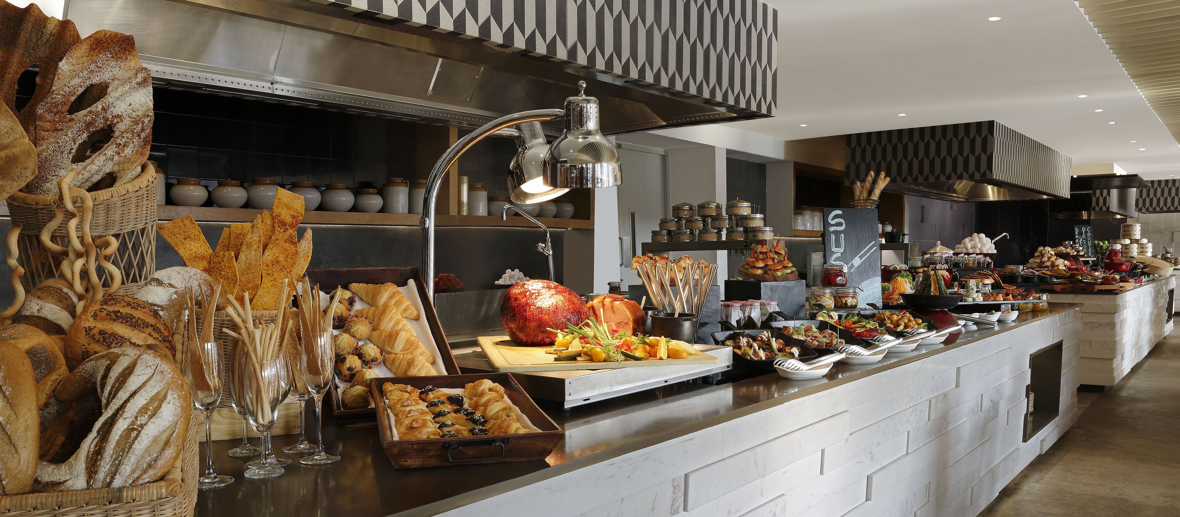 Daily buffet breakfast (INR 900 per person)