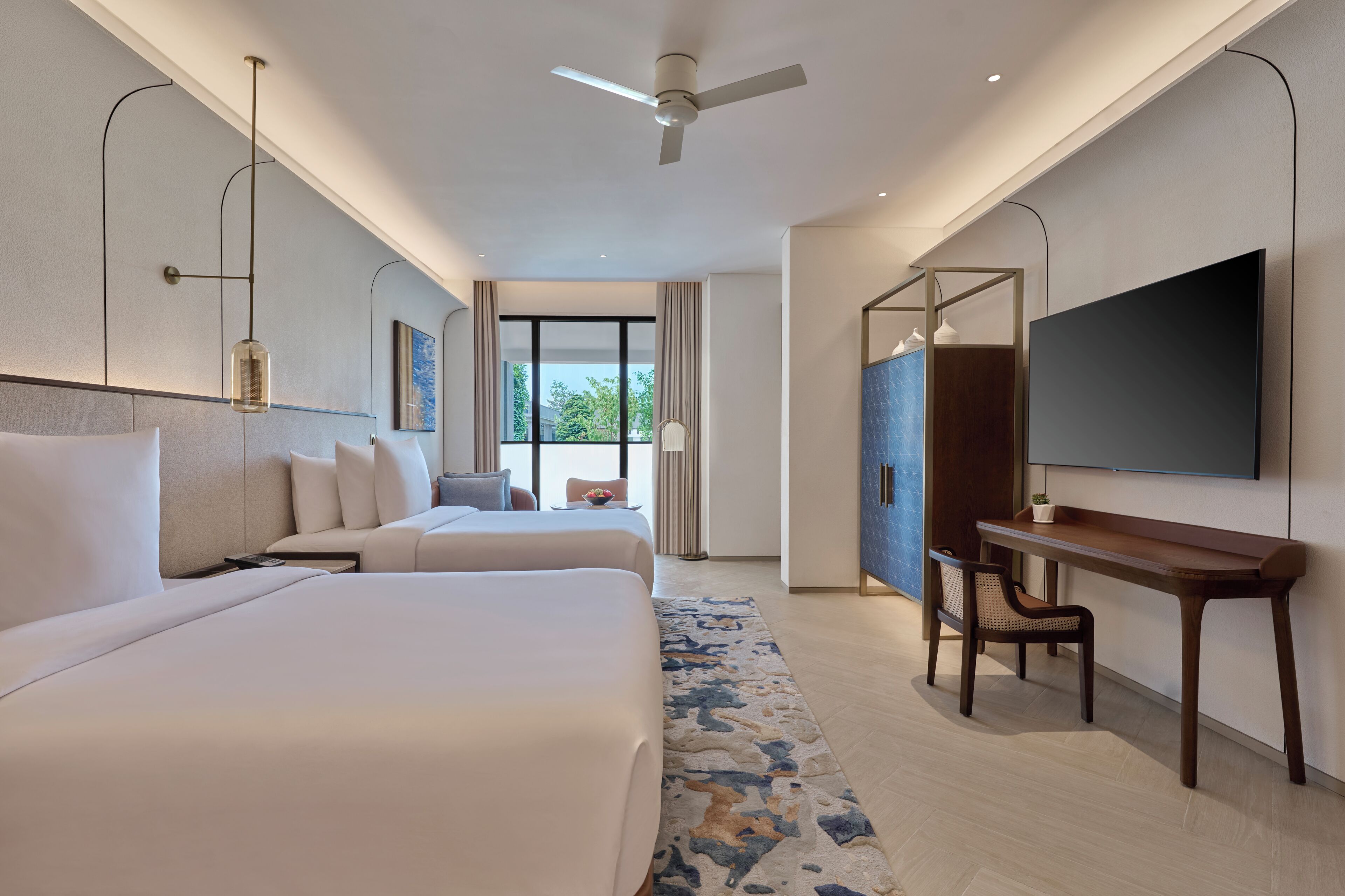 Egyptian cotton sheets, premium bedding, free minibar items