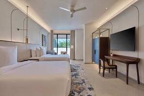 Egyptian cotton sheets, premium bedding, memory foam beds - InterContinental Chennai Mahabalipuram Resort by IHG (Tirupporur)