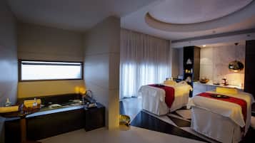 Couples treatment rooms, sauna, hot tub, steam room, body treatments