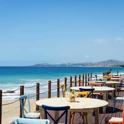 5 restaurants, breakfast, lunch, dinner served; Fusion cuisine