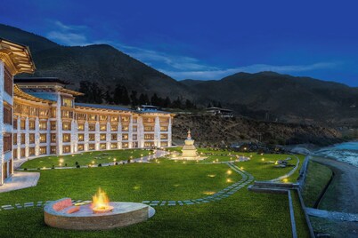 Le Meridien Paro, Riverfront