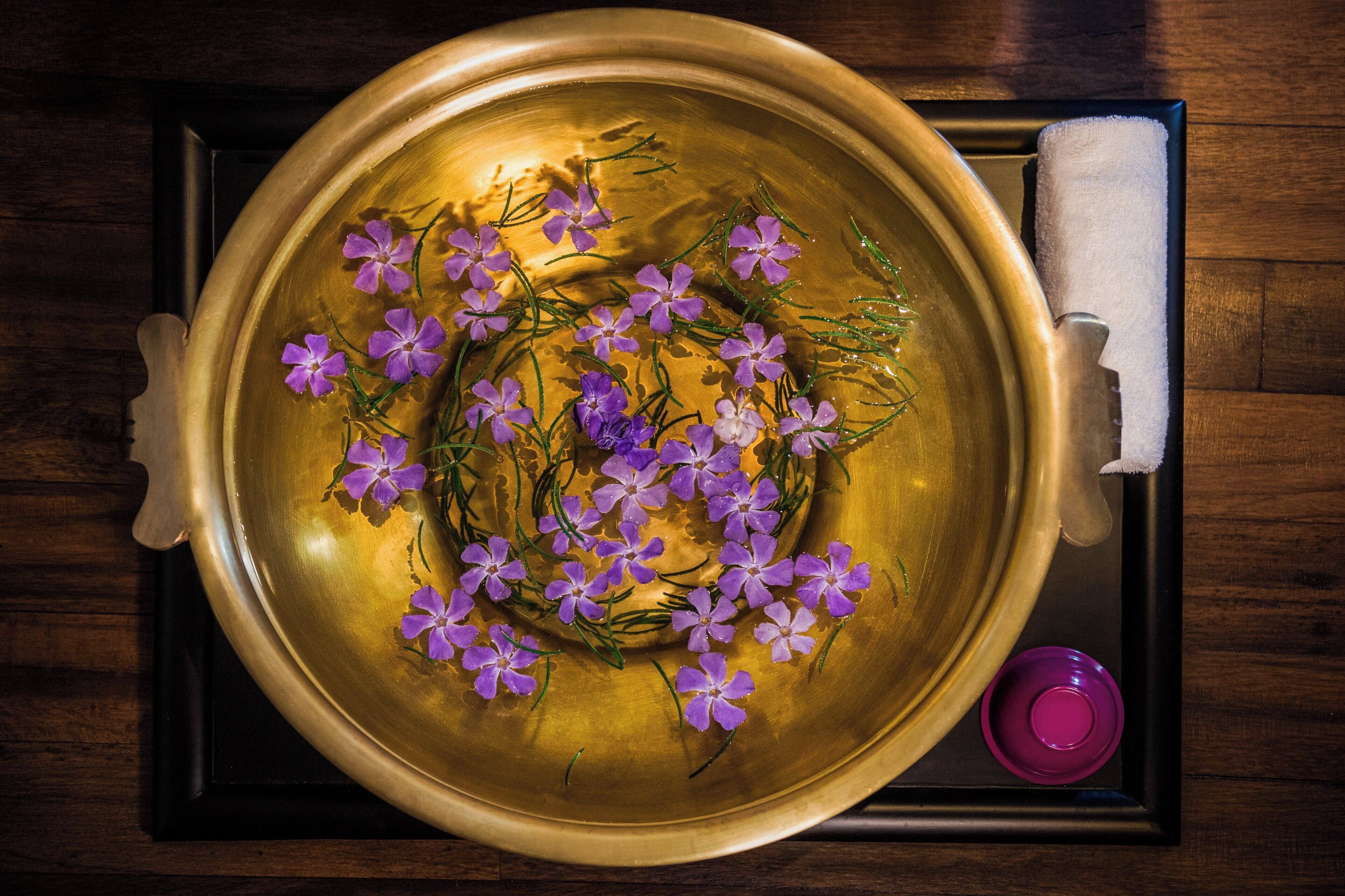 couples treatment room(s), sauna, steam room, body treatments