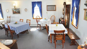 Free daily full breakfast