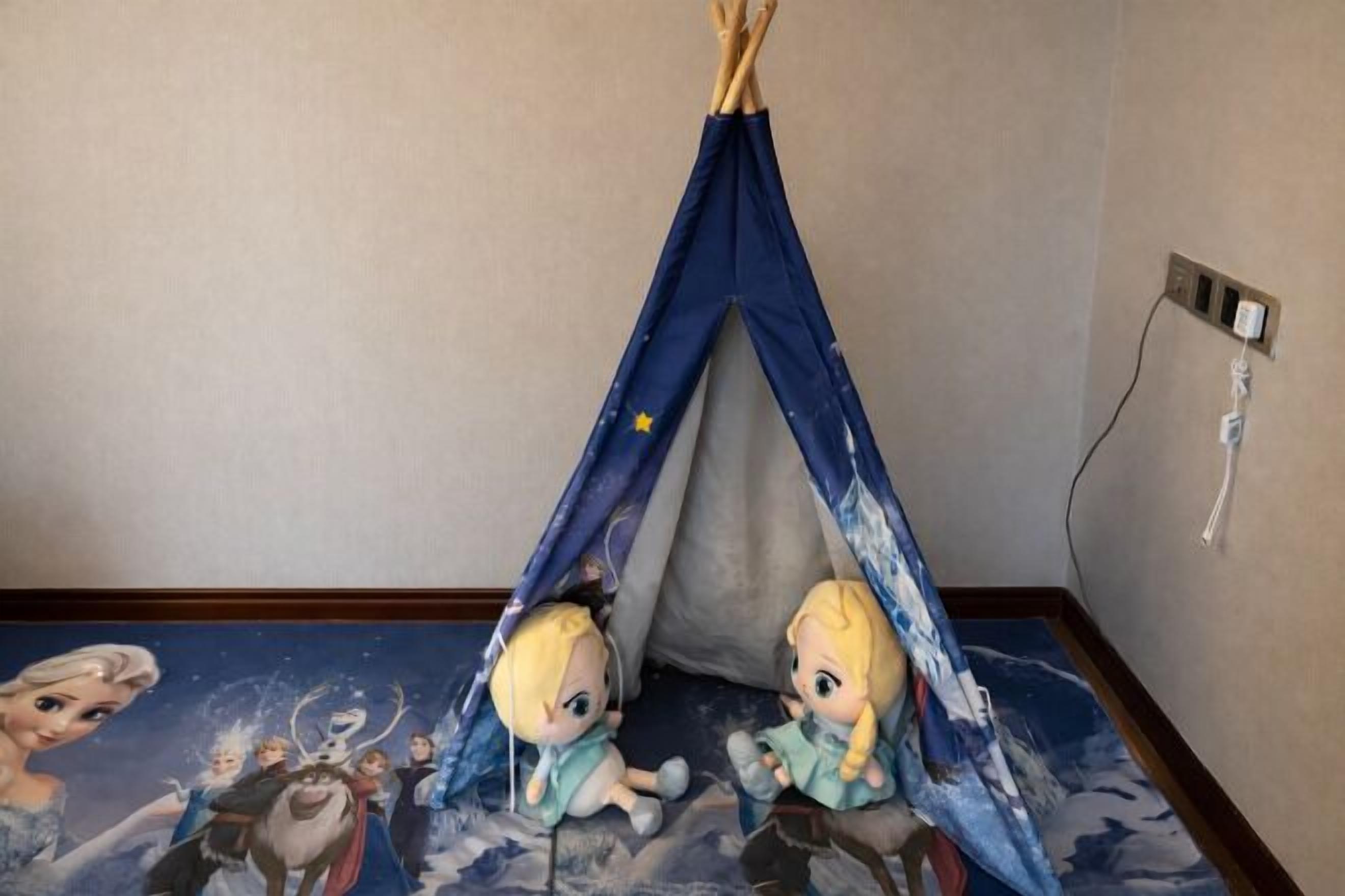 미니바, 객실 내 금고, 알람 시계