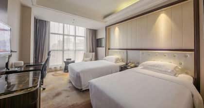 Shangrao Hongshi Dynasty International Hotel (Xincheng Wuyue Plaza)
