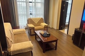 Minibar, in-room safe, alarm clocks - Shangrao Hongshi Dynasty International Hotel (Xincheng Wuyue Plaza) (Shangrao)