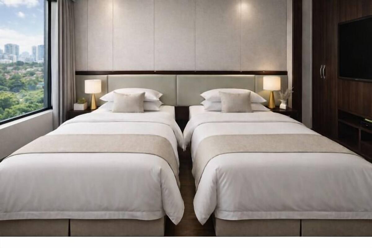 Minibar, coffres-forts dans les chambres, réveils