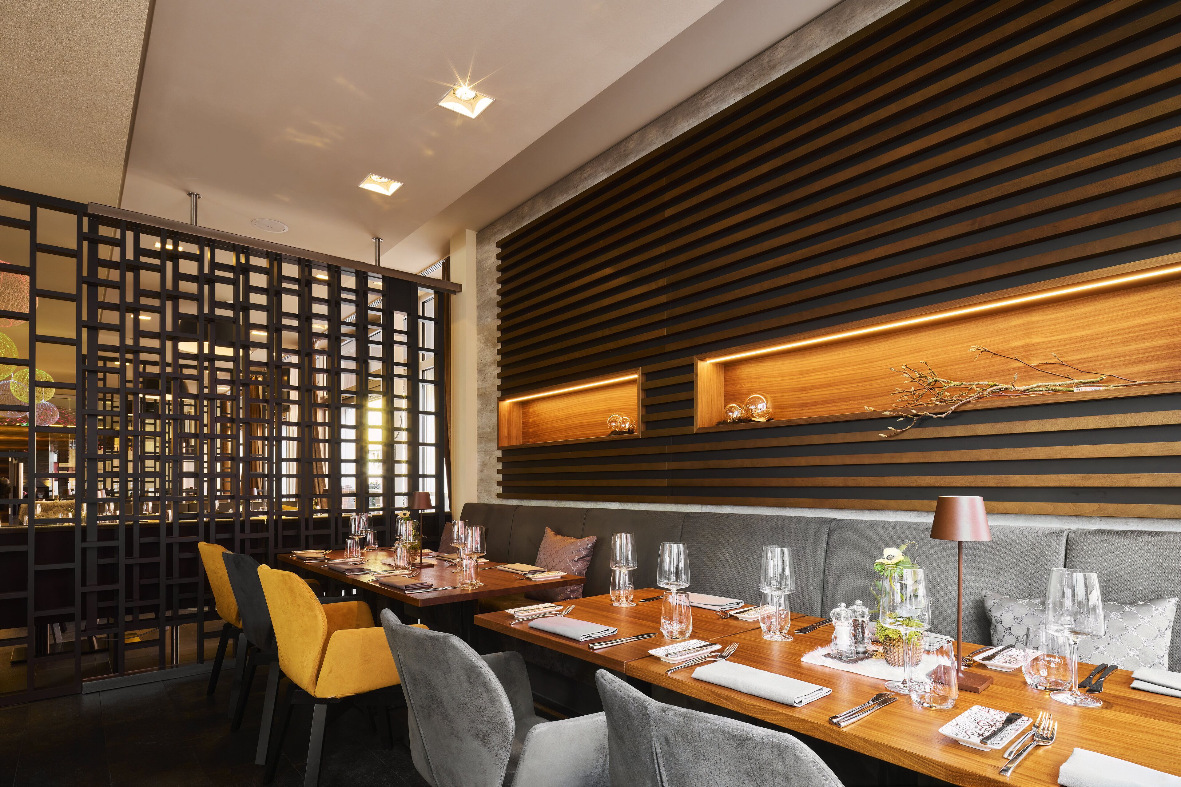 breakfast, lunch, dinner served; regional cuisine