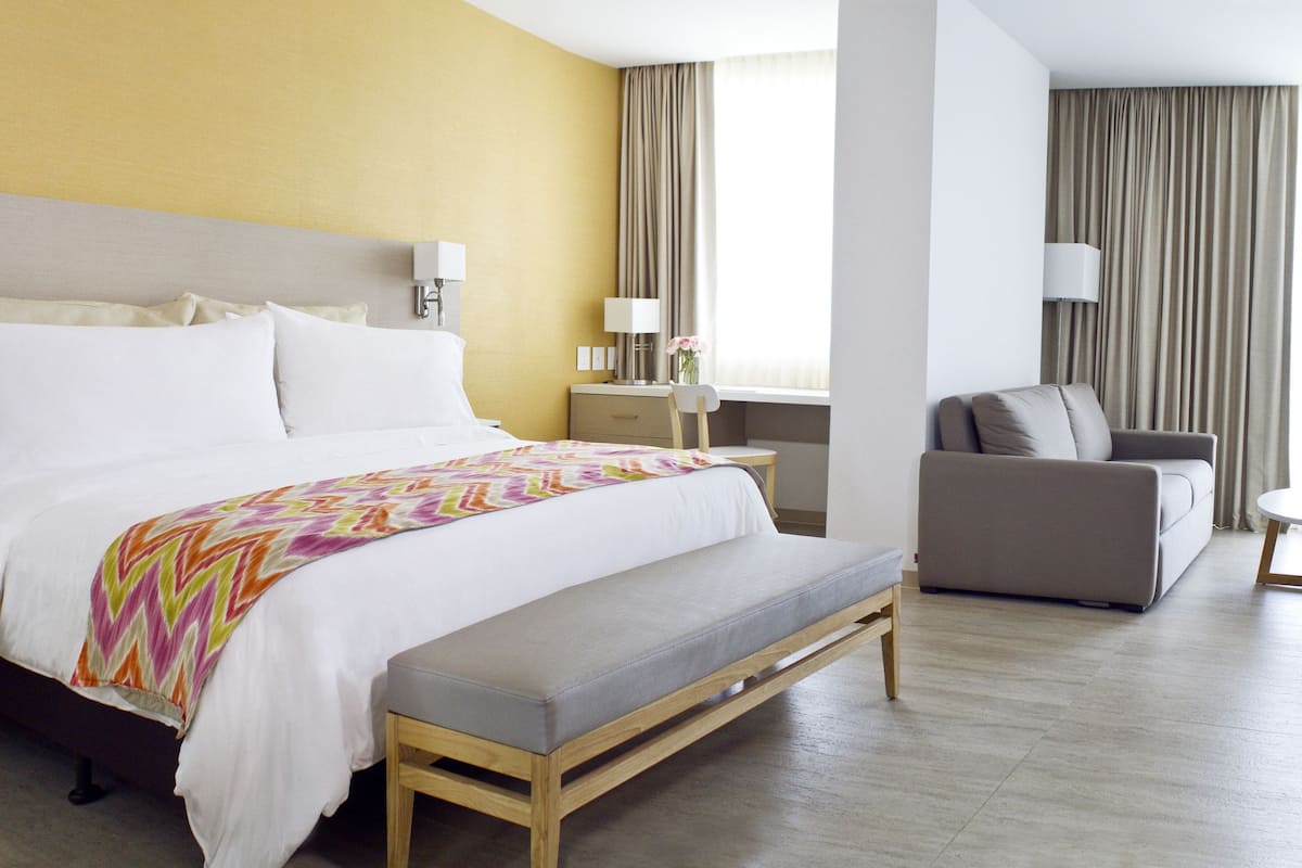 down duvets, minibar, in-room safe, desk