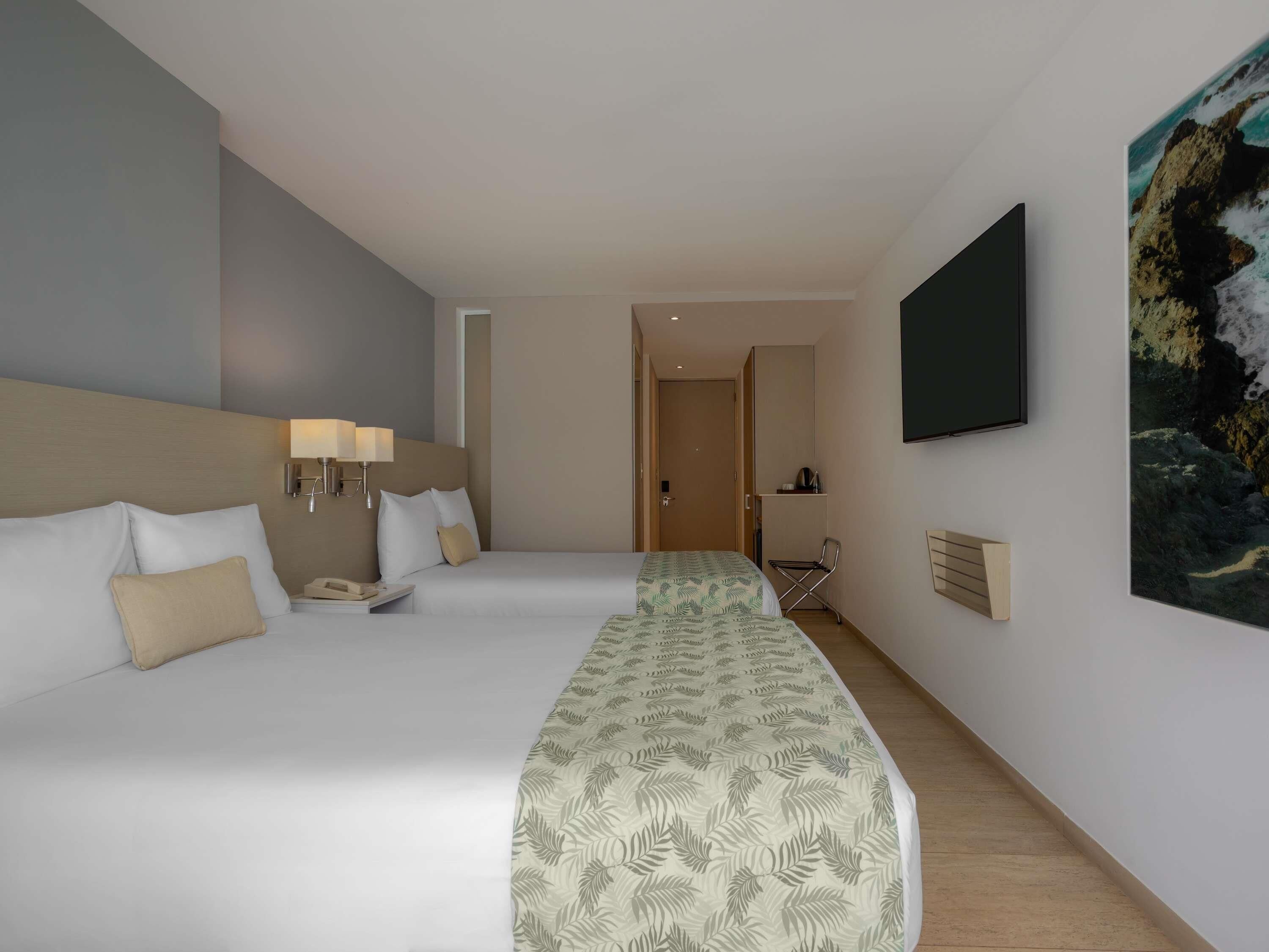 Superior Twin Room, 2 Double Beds | Down comforters, minibar, in-room safe, desk