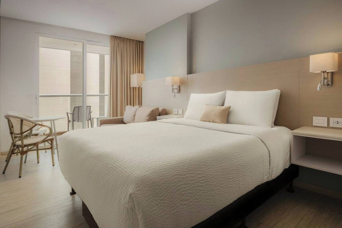 Standard Room, 1 Queen Bed with Sofa bed | Down duvets, minibar, in-room safe, desk