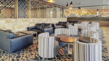 Breakfast, lunch, dinner served; international cuisine