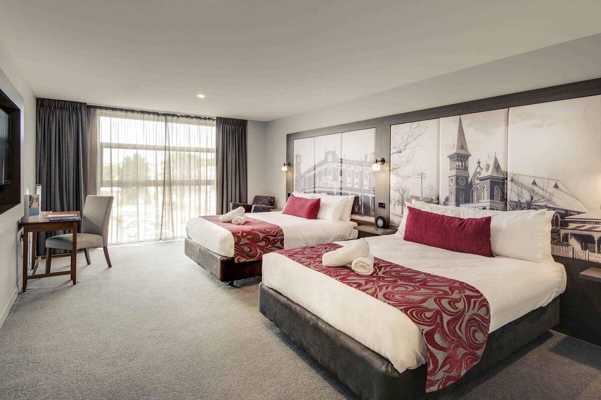 Sábanas de algodón egipcio, ropa de cama de alta calidad y minibar