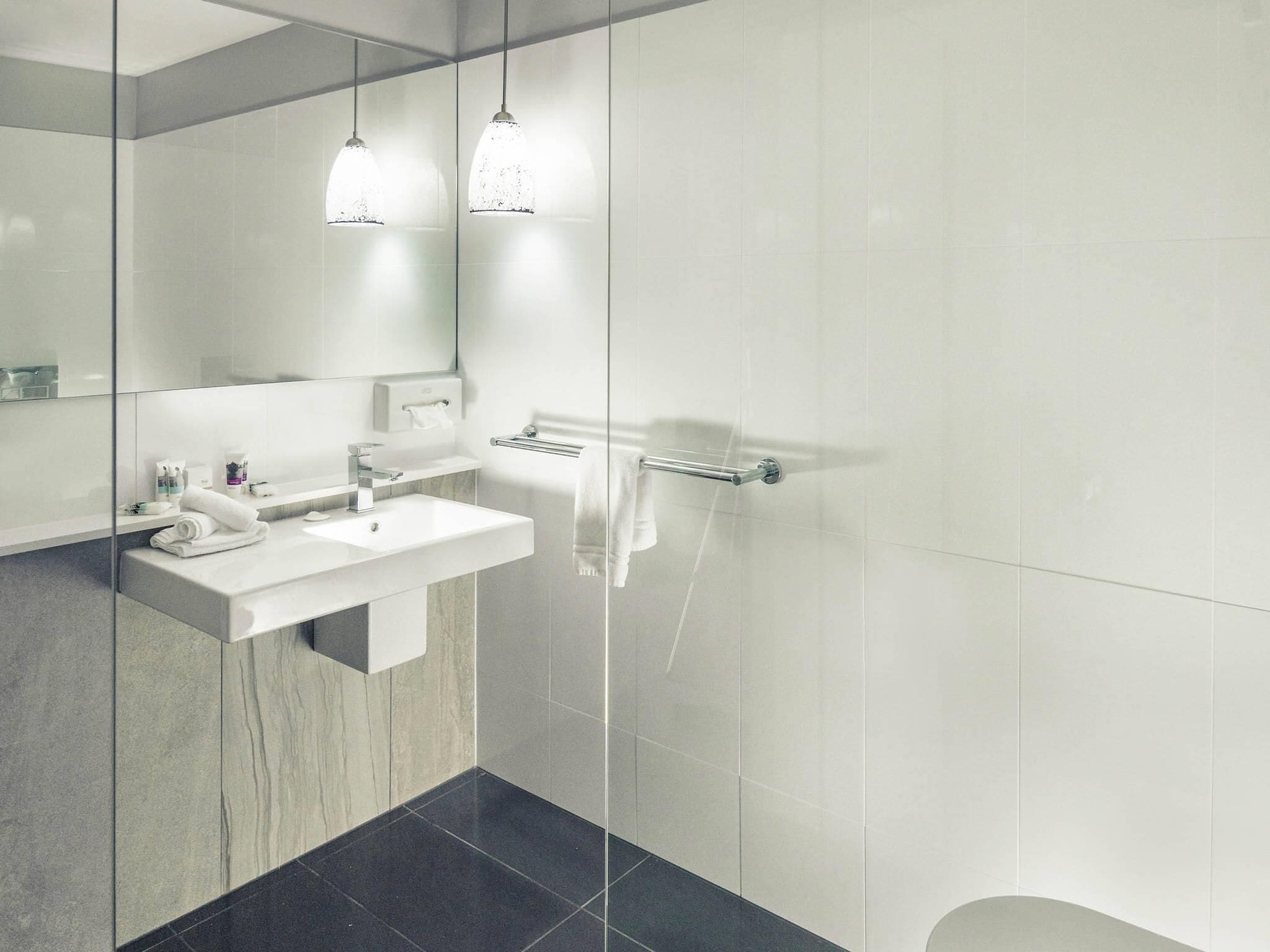 Draps en coton égyptien, literie de qualité supérieure, minibar