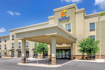 Comfort Inn & Suites Lynchburg Airport - University Area