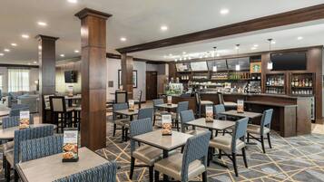 Daily cooked-to-order breakfast for a fee