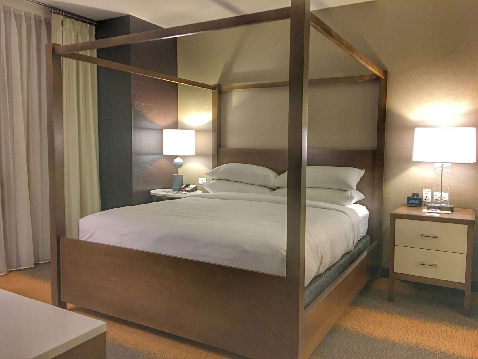 Premium bedding, in-room safe, desk, blackout drapes