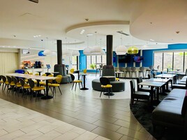 Free continental breakfast