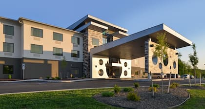 Holiday Inn Express & Suites Shippensburg by IHG