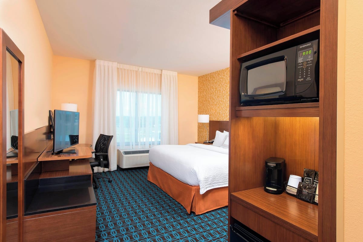 In-room safe, desk, iron/ironing board, cots/infant beds