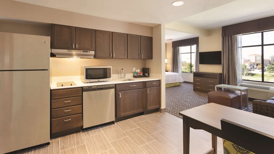 Homewood Suites by Hilton West Des Moines/SW Mall Area