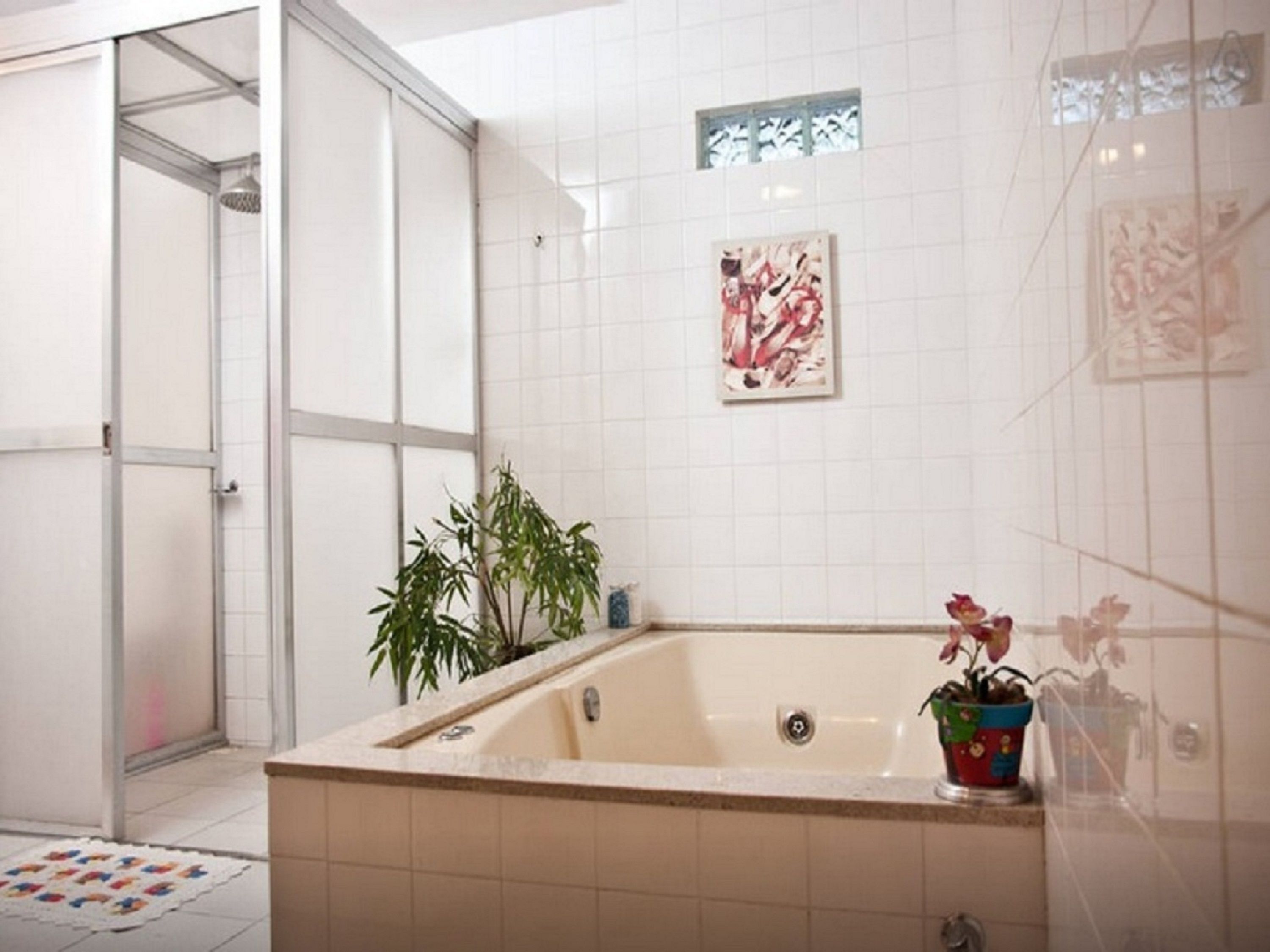 Dusche, kostenlose Toilettenartikel, Haartrockner