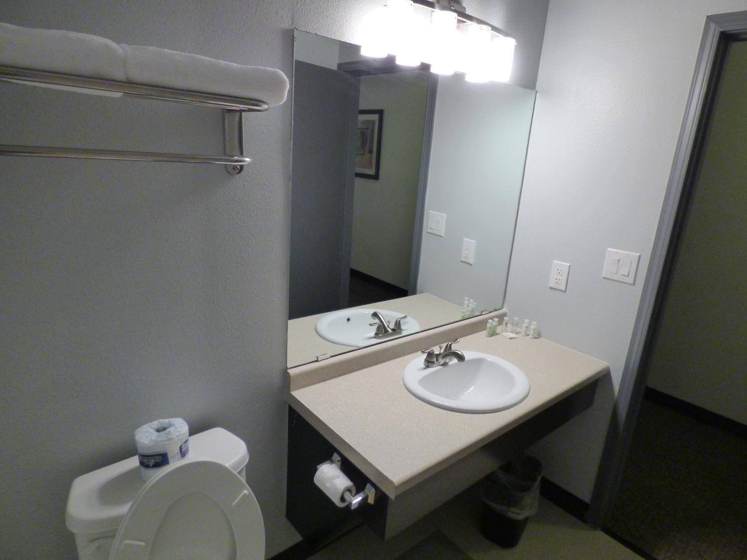 The Republic Hotel — photo 14