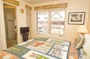 2 bedrooms, individually decorated, individually furnished