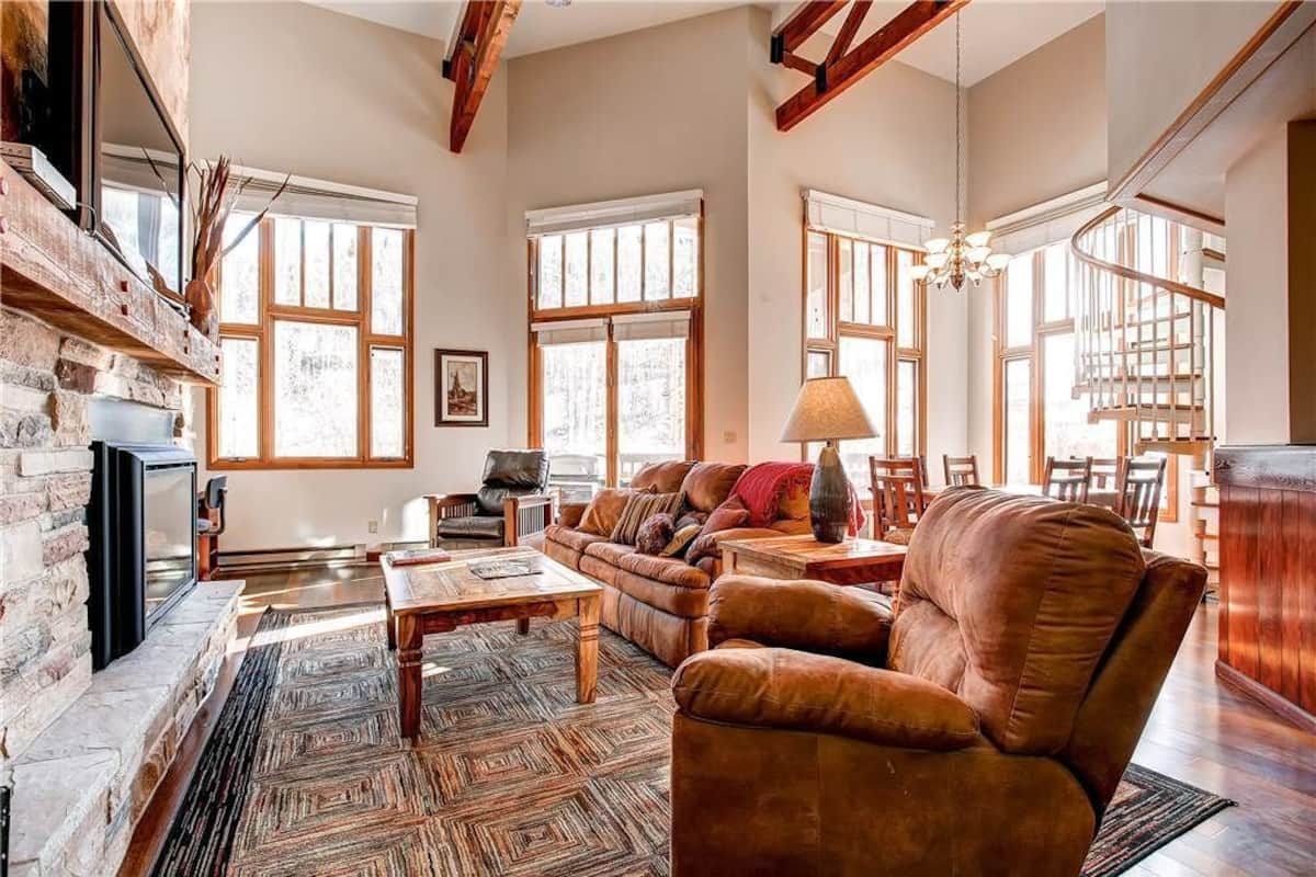 Condo, 2 Bedrooms, 2 Bathrooms (Ski-In/Ski-Out) | Premium bedding