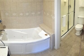 Condo, 2 Bedrooms | Bathroom | Shower, towels - Mountainwood 103 By Peak Property Management (Breckenridge)