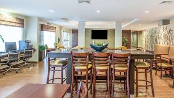 Gratis morgenmadsbuffet hver dag