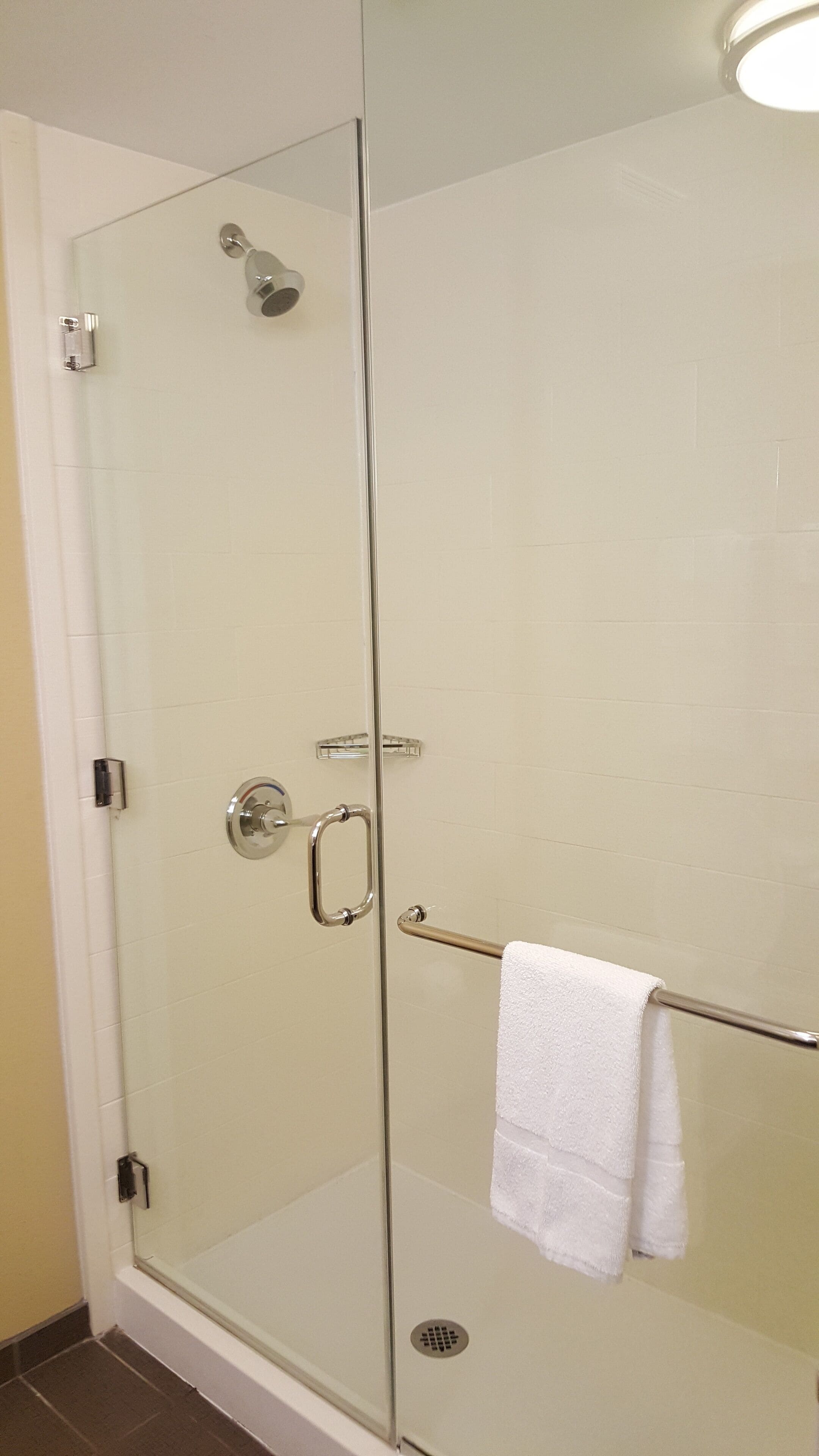 combined shower/bathtub, free toiletries, hair dryer, towels
